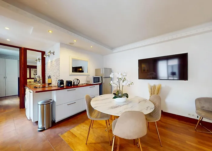 Apartamento Avenue Montaigne - Prime Location *